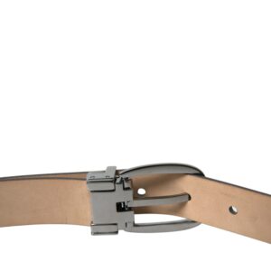 Dolce & Gabbana Elegant Leather Belt with Eye-Catching Buckle