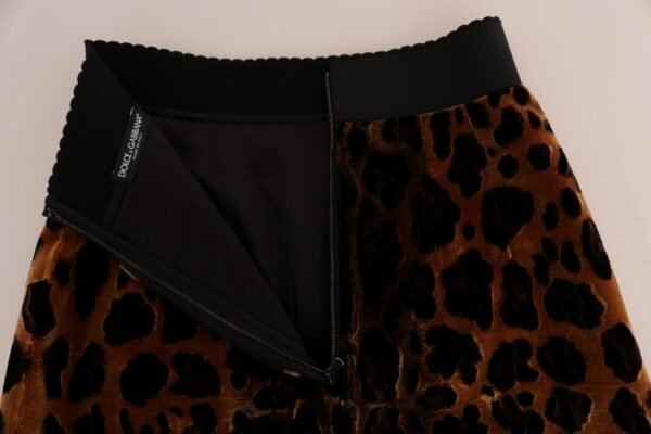 Dolce & Gabbana Elegant Leopard Print A-Line Skirt - Image 4