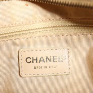 Chanel Beige Caviar De Coco Chain Leather Purse Bag